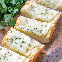 MOZZARELLA GARLIC BREAD